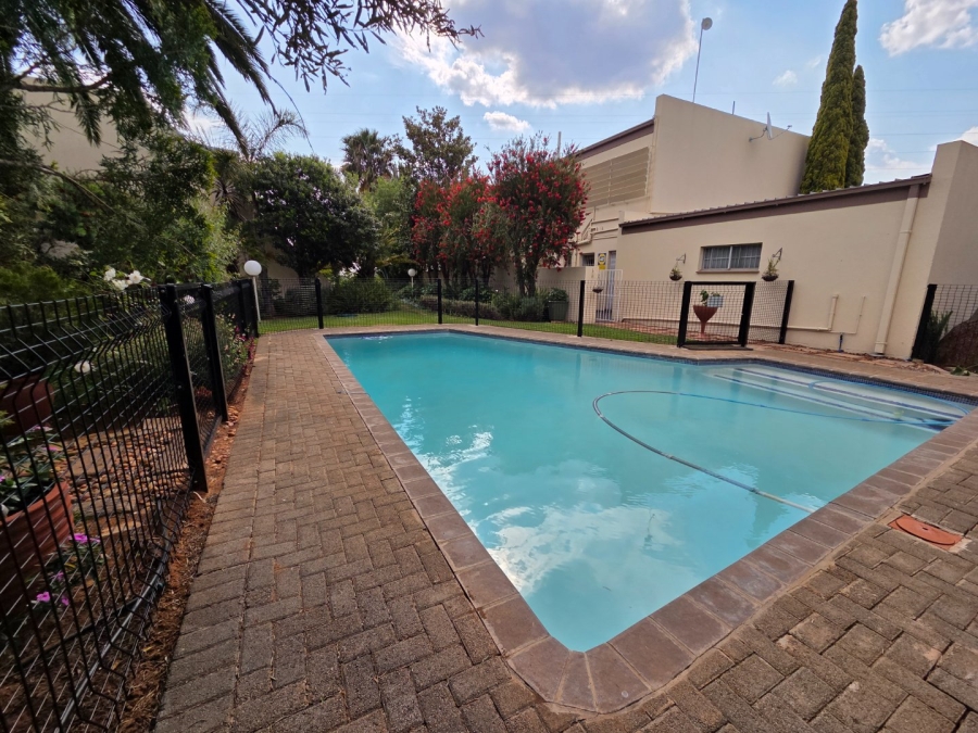 3 Bedroom Property for Sale in Heuwelsig Free State